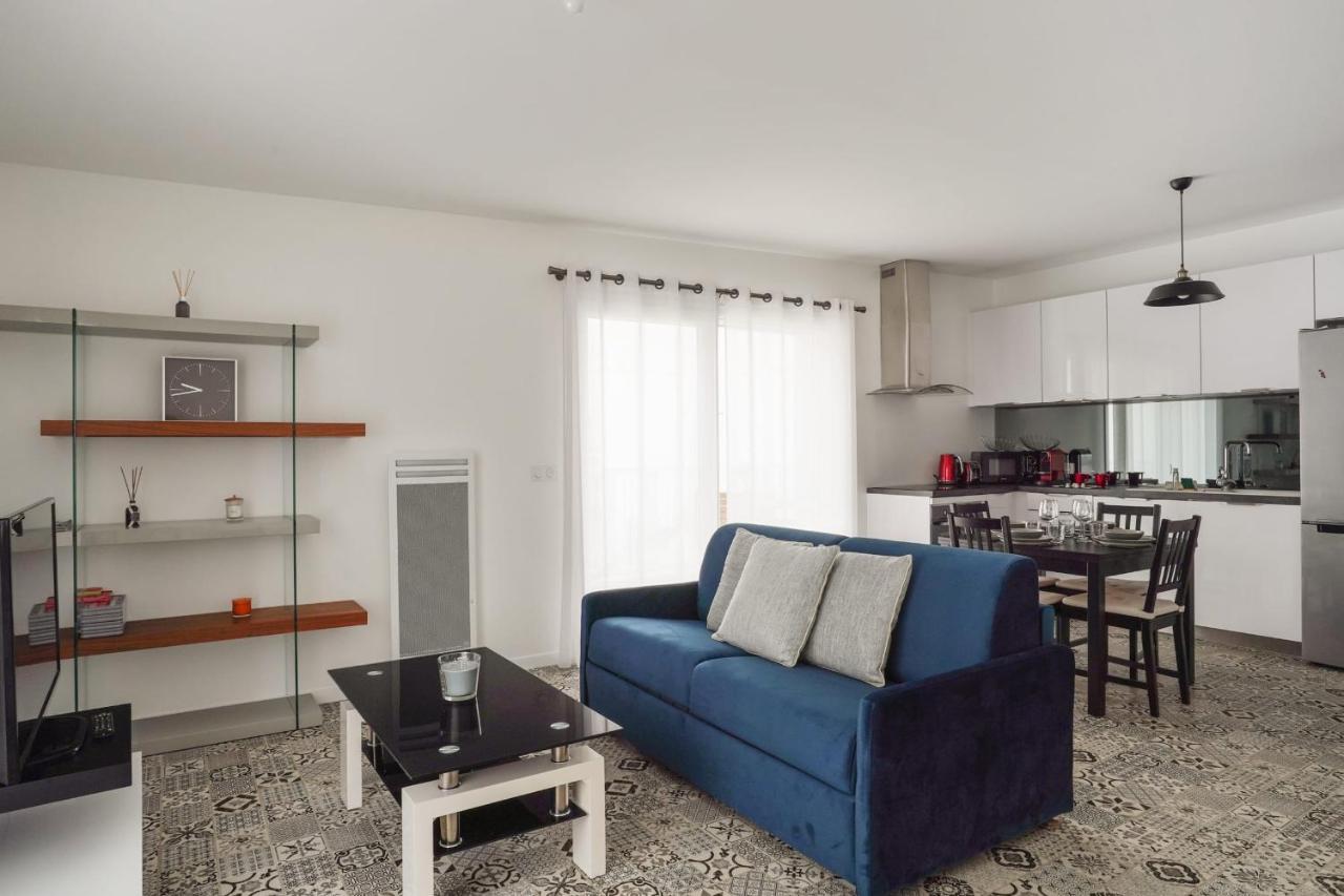 Appartement Des Tours - Welkeys Ла Рошел Екстериор снимка